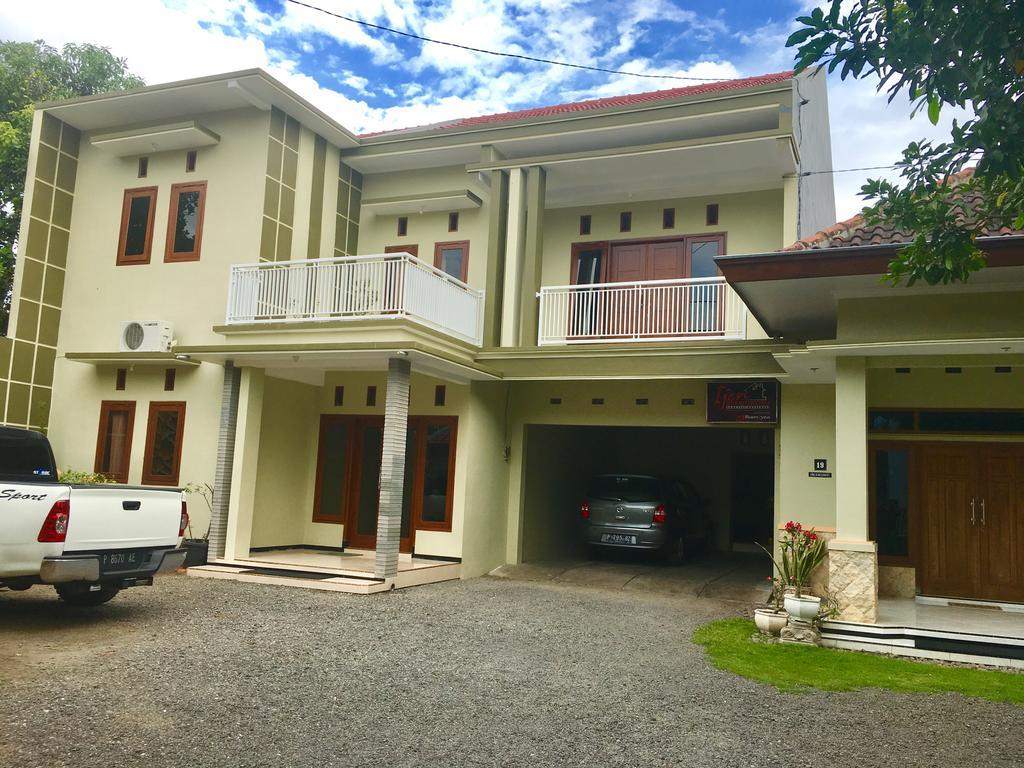 Ijen Bondowoso Home Stay Екстериор снимка